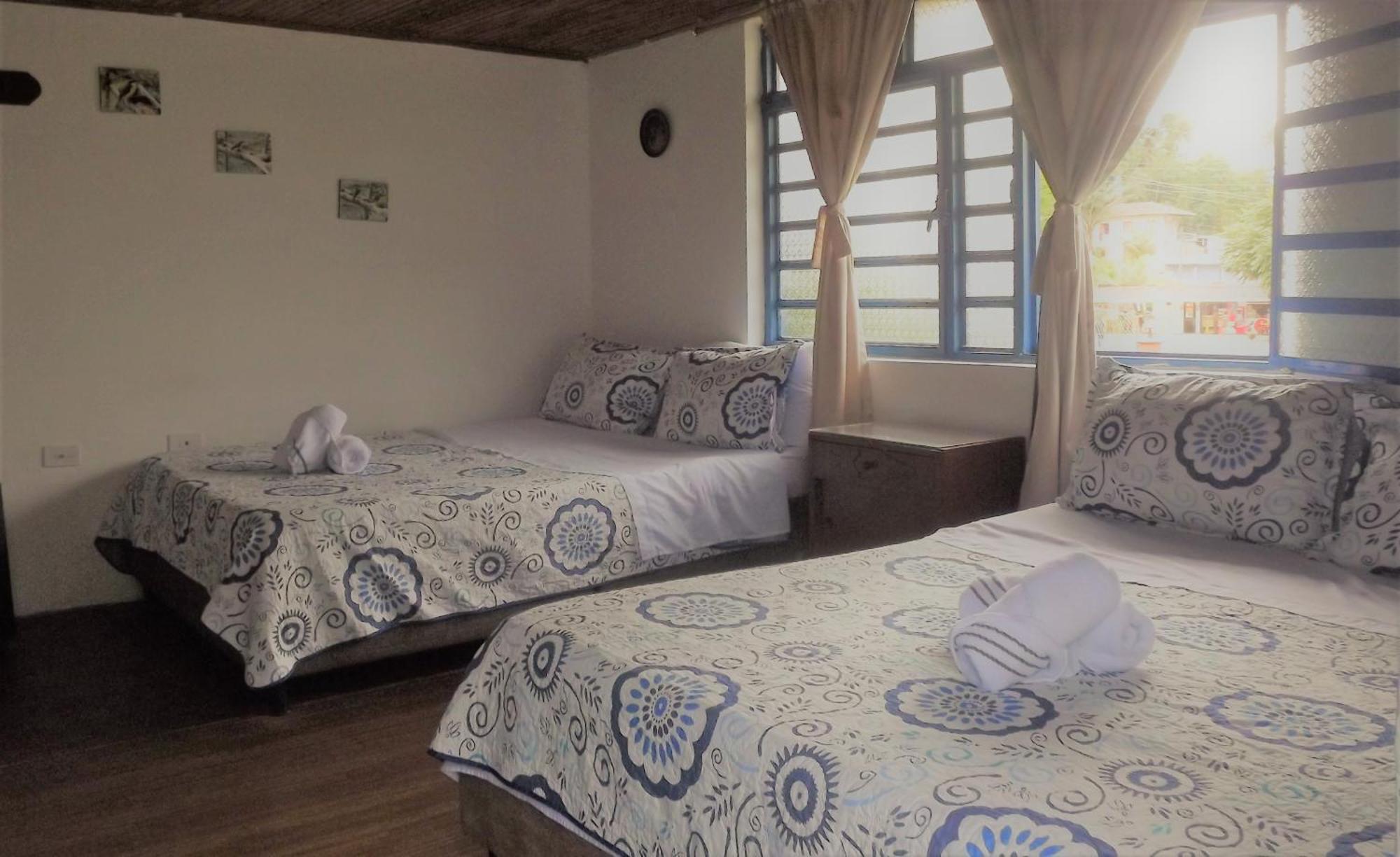 Family Room Private Bathroom,1672595435:JPEG
